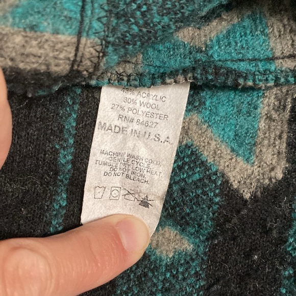 Bear Ridge Outiftters Women’s Wool Blend Fleece Jacket - Picture 3 of 5